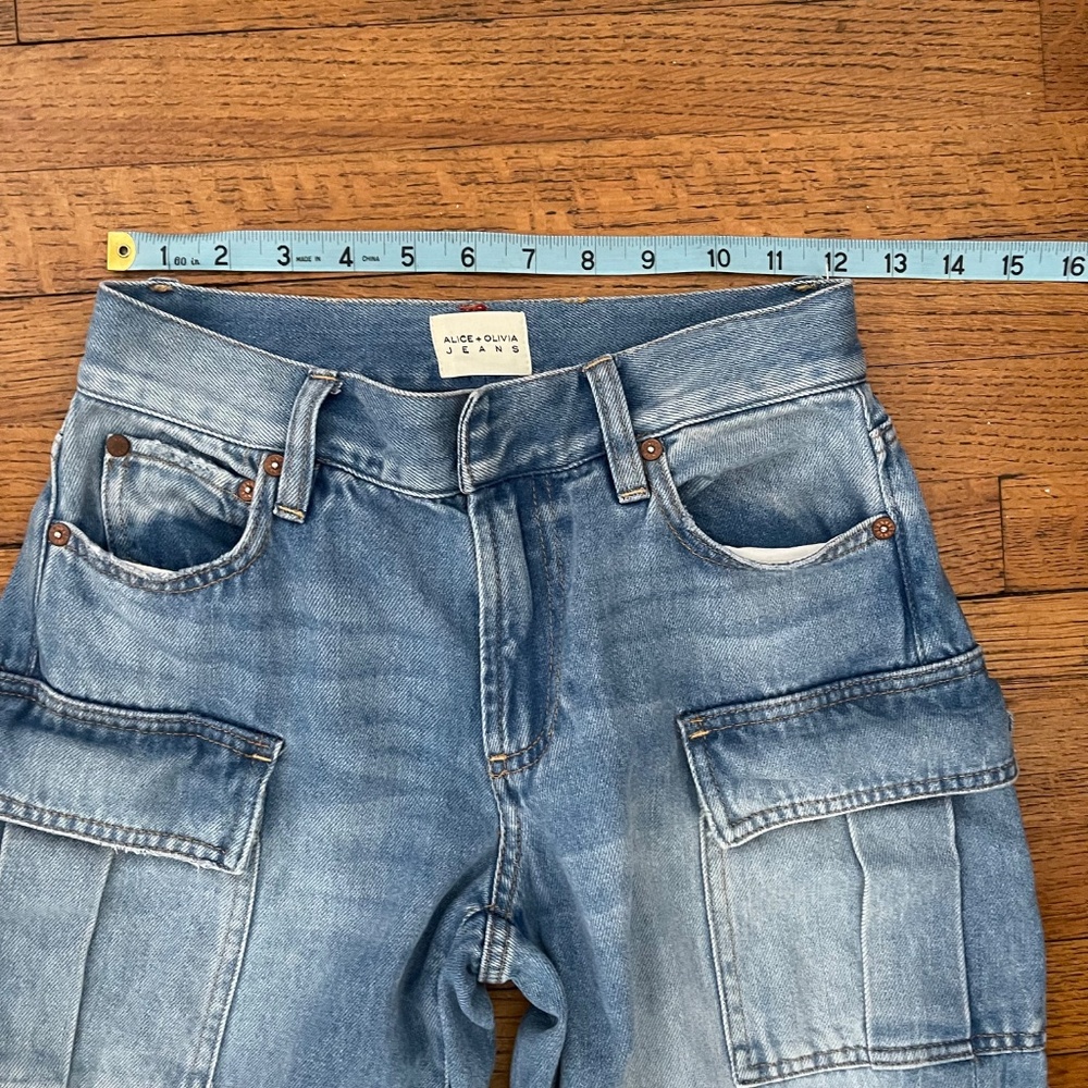 Alice + Olivia Cay Denim Cargo Jeans Size 24 Wide Leg Utility - Picture 5 of 10